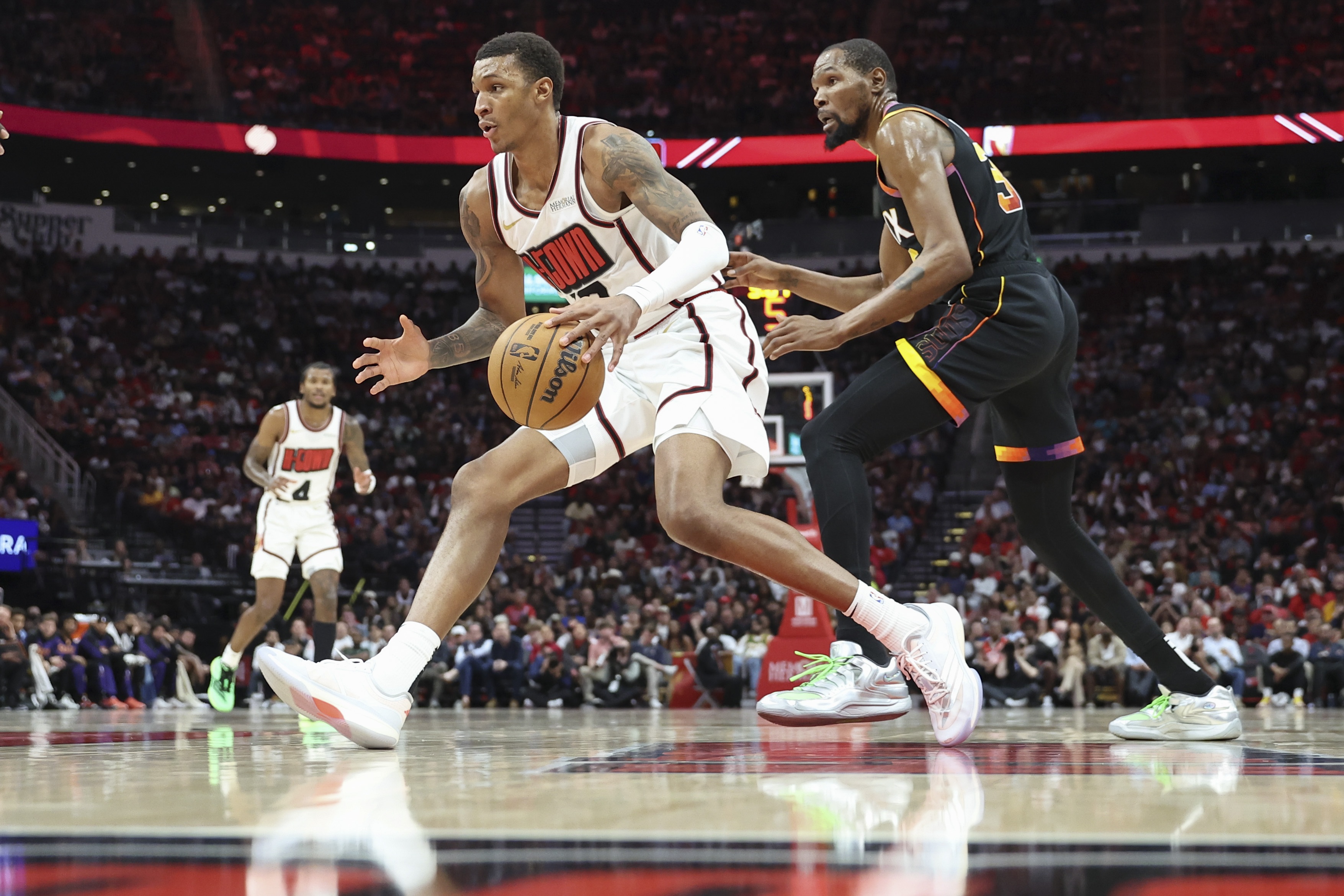 关于窗口期休斯敦火箭豪取连胜——NBA常规赛节点到来,压力陡增,医务组通报恢复的信息新球体育