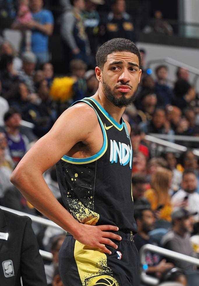 关于风云突变！多伦多猛龙今晚单刀错失，NBA常规赛版图或变，压力陡增，纪律约束更严格的信息新球体育官方网址